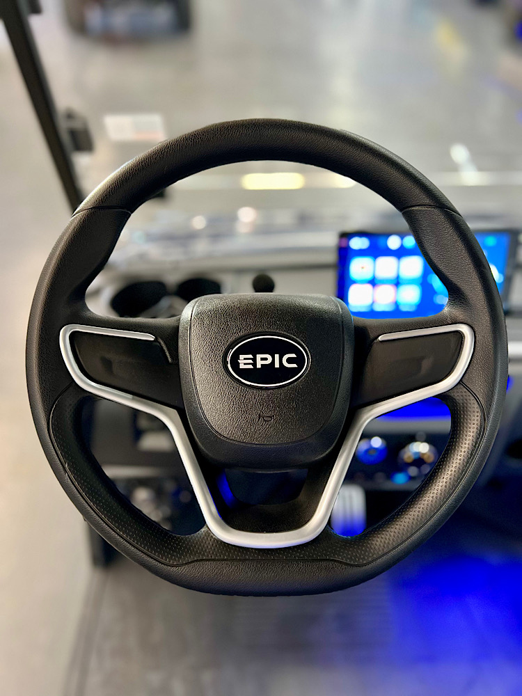 2026 EPIC E40FX - Metallic Charcoal - Image 4