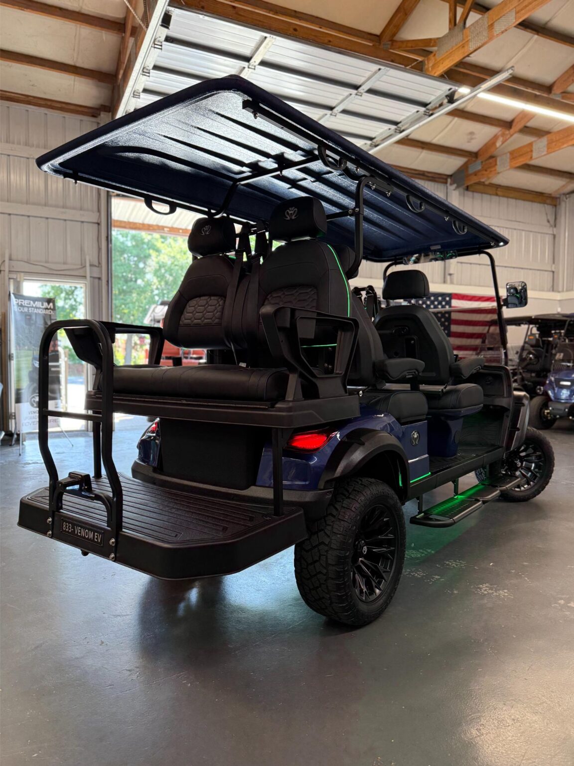 2026 Venom Strike 6L - Metallic Blue - Black Seats - Black Wheels - Image 4