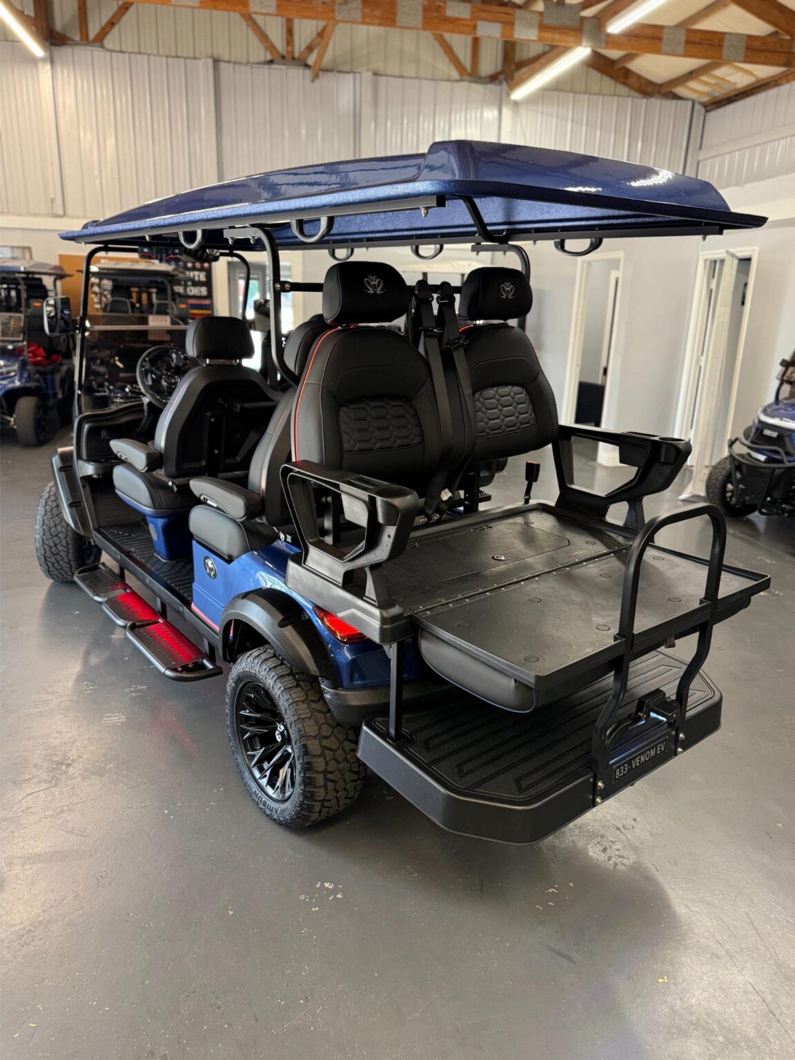 2026 Venom Strike 6L - Metallic Blue - Black Seats - Black Wheels - Image 5